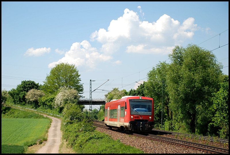 Ein 650er ist am 14.Mai 2008 als Betriebsfahrt unterwegs in Richtung Bietigheim. Aufgenommen in Ellental.