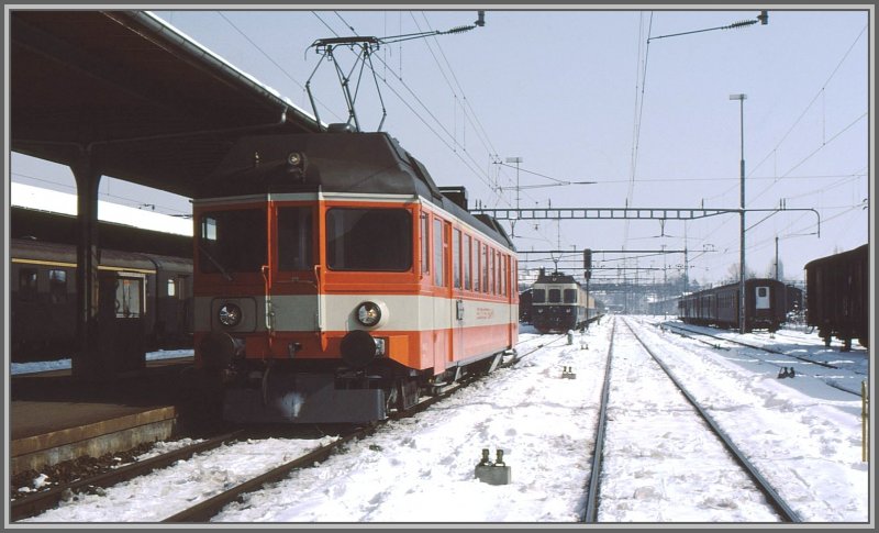 Ein ABe 4/4 der SOB in Rapperswil. (Archiv 03/82)