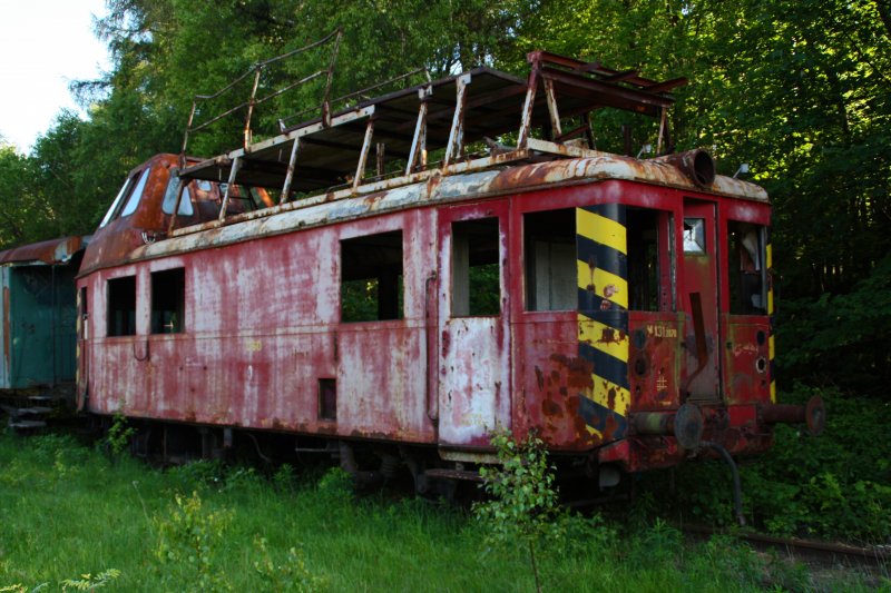 Ein ausgemusterter ORT stand auch am 10.06.09 im Bahnhof Krimov.
