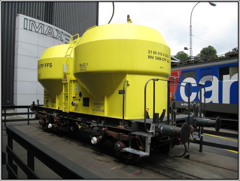 Ein ausgestellter Silo-Wagen im Verkehrshaus der Schweiz in Luzern. (21.07.2007)