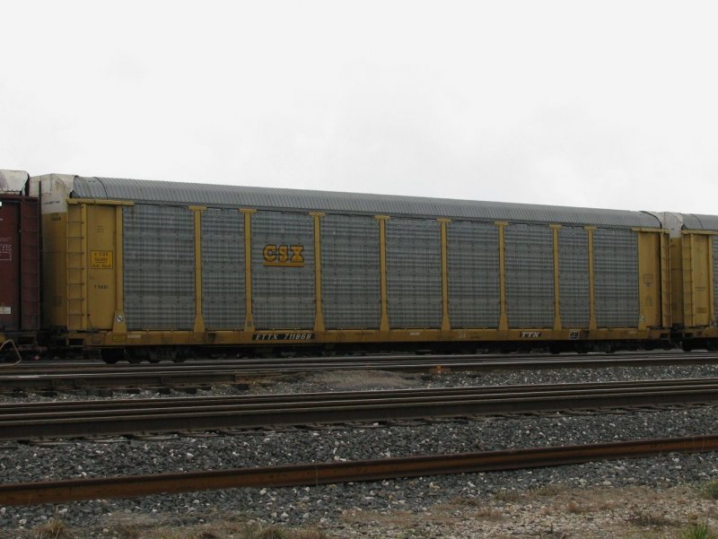 Ein Autotransportwagen am 4.2.2008 in Houston (Texas).