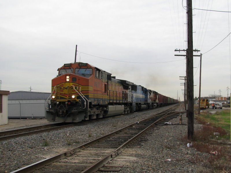 Ein BNSF Zug am 14.1.2008 in Rosenberg (bei Houston, Texas).
