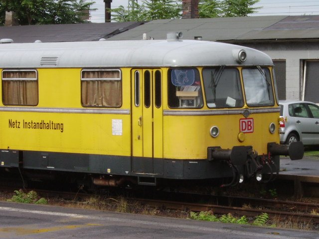 Ein BR 726 als Gleismesszug der DB Netz Instandhaltung in Hanau Hbf.