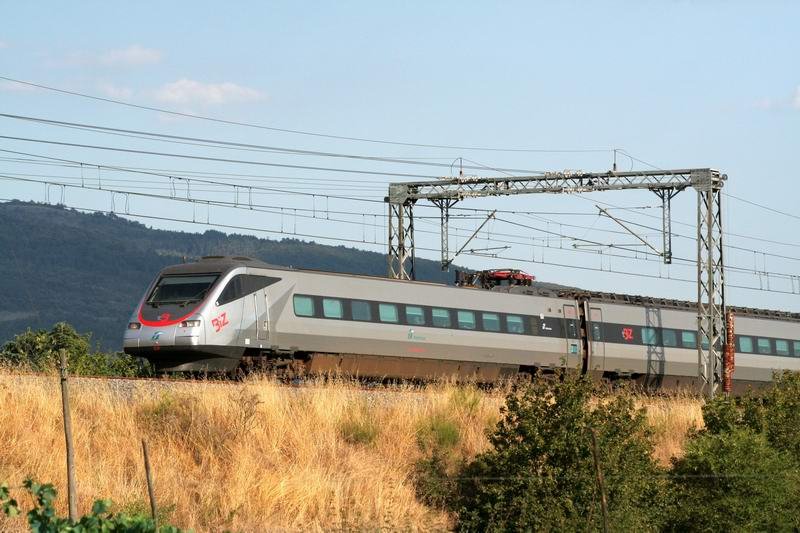 Ein ETR 480 auf der Strecke Firence-Roma. Diesen Abschnitt befahren alle Zge die Arrezzo nicht anfahren.