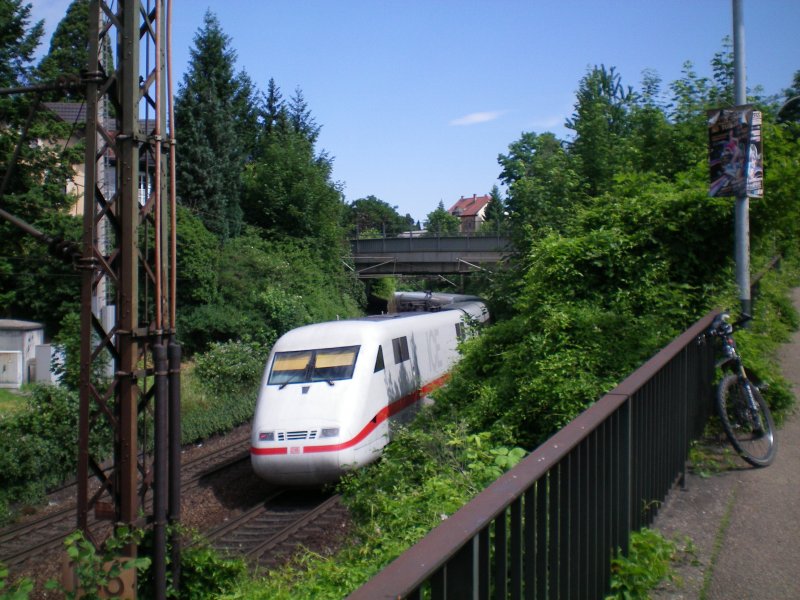 Ein ICE 1 kurz vor dem Bahnhof Offenburg,01.06.2008