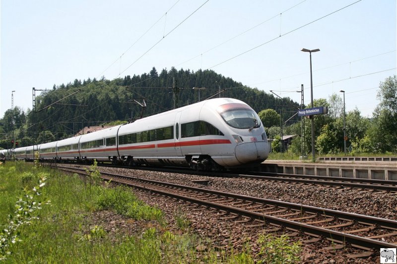Ein ICE-T durchfhrt am 24. Mai 2009 den Bahnhof Pressig-Rothenkirchen.