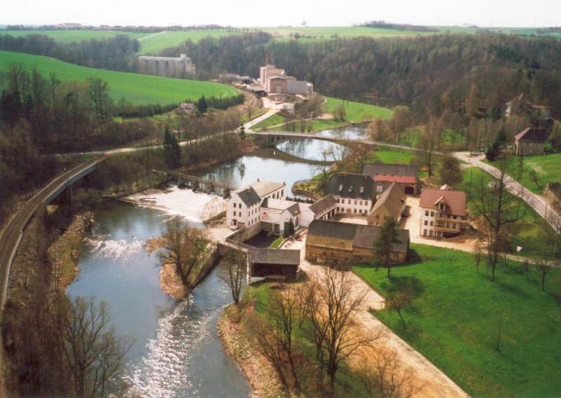 Ein kleiner Blick ber das Prignitztal bei Chemnitz vom Viadukt aus, das auf der Strecke Altenburg-Chemnitz liegt (PS: bitte um Rckmeldung falls der Flu falsch ist,Danke)
