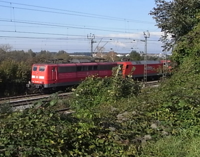 Ein Lok-Zug bei Leutersberg bei Freiburg 19.10. 2009.