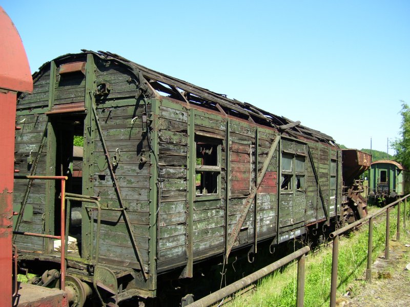 Ein MCI steht auch noch unter den zahlreichen und sehr interessanten Wagons im Eisenbahnmuseum Schwarzenberg.