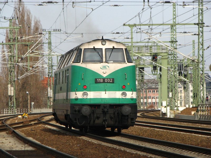 Ein Nachschu von 118 002 der ITL die Richtung Dresden-Friedrichstadt fuhr.14.03.09