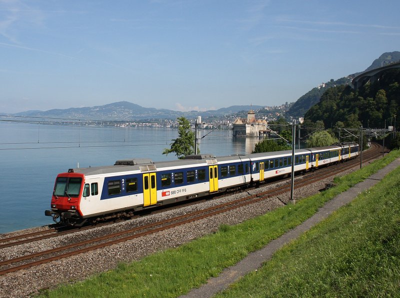 Ein NPZ am 29.06.2009 unterwegs bei Veytaux-Chillon.