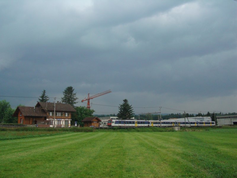 Ein NPZ fhrt am 03.07.2008 in Oberrti ein.