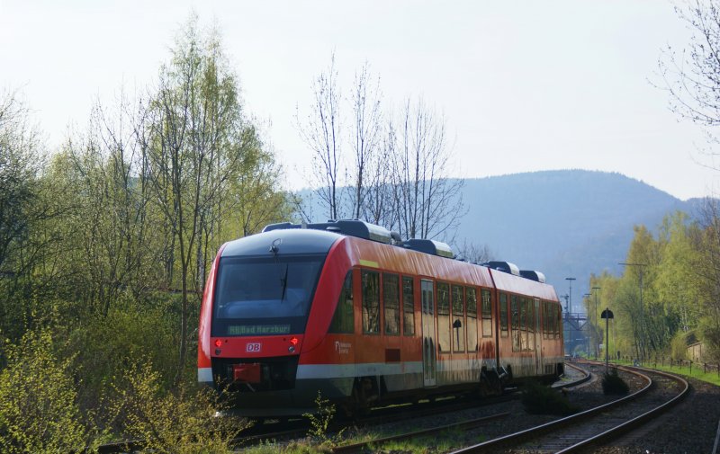 Ein  Quietschie  von Kreiensen nach Bad Harzburg kurz vor Bad Harzburg (26.4.2008)