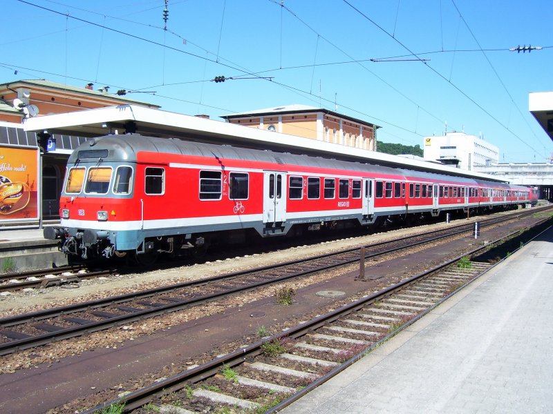 Ein RE in Passau Hbf am 23.5.2009