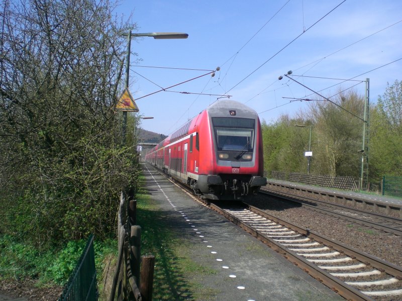 Ein Regionalexpress von Marburg nach Kassel Hbf,
gemacht in B�rgeln 