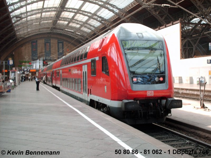 Ein Steuerwagen der Bauart DBpbzfa als S10 von Leipzig Hbf nach Halle(Saale)Hbf am 26.04.2007.