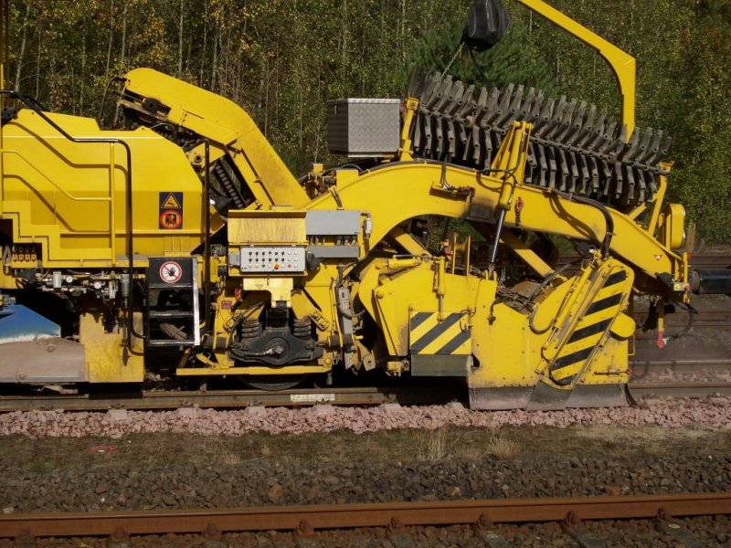 Ein Teil der Schotterprofiliermaschine von nahen.