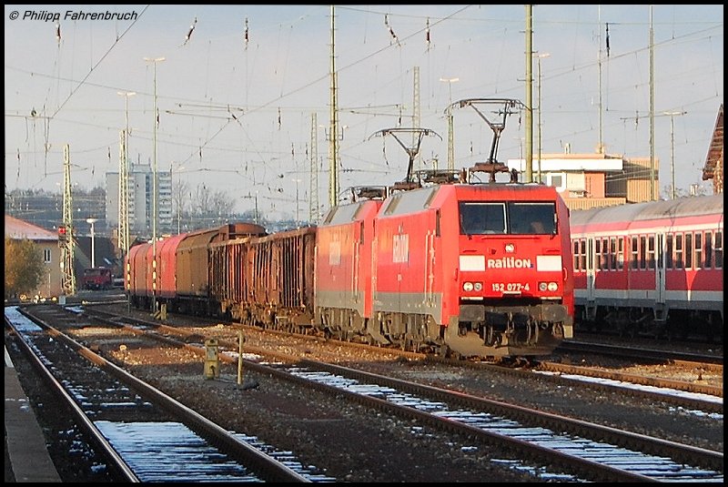 Ein  Tele -Schuss...^^ - 152 077-4 & 152 079-0 bespannen am 16.11.07 den FZT 56080 nach Stuttgart-Hafen, aufgenommen in Aalen.