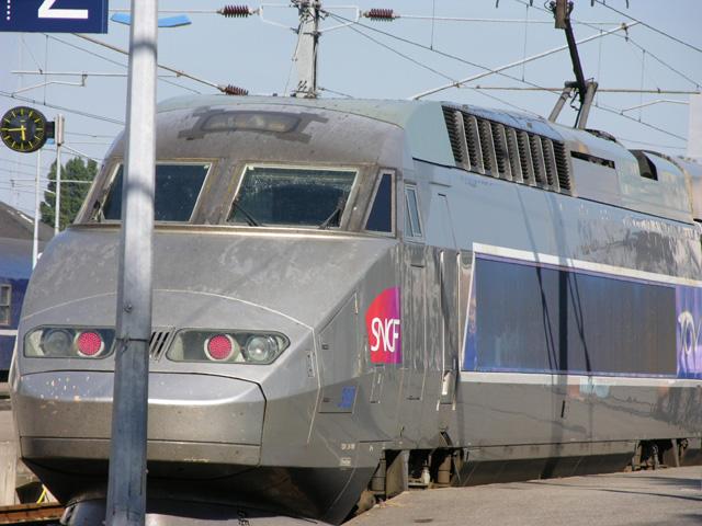 Ein TGV in Brest am 8.8.2005