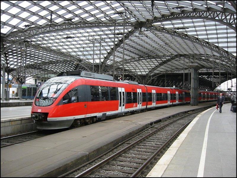 Ein Triebzug der BR 644 steht am 31.05.2006 in Kln Hbf.