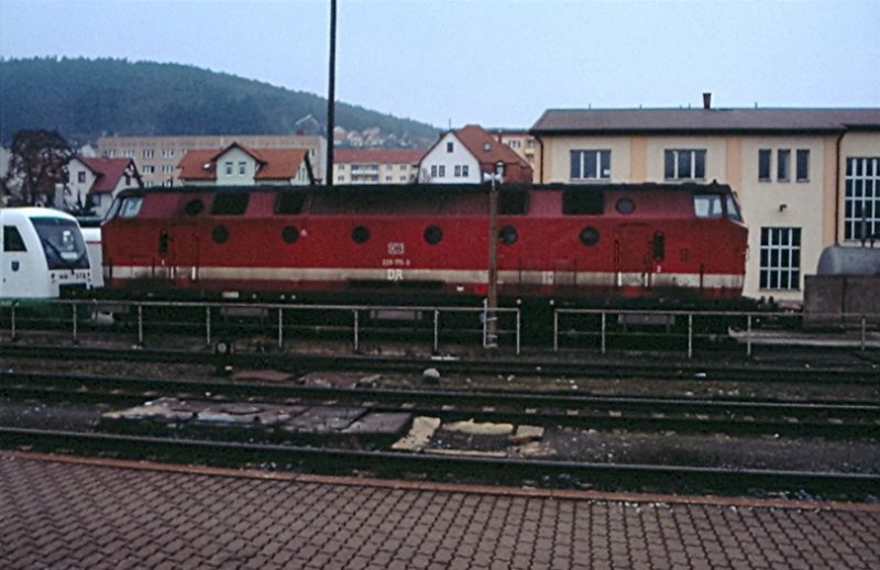 Ein U-Boot, auf den Gleisen in Meinigen