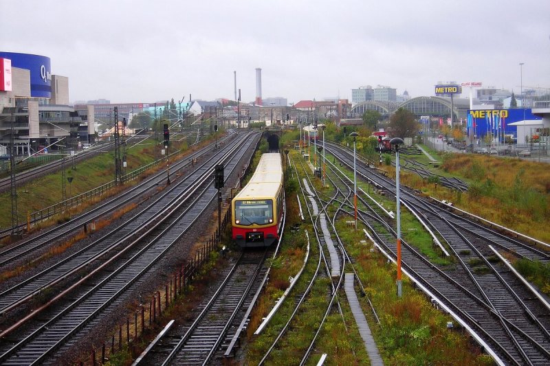 Ein unbekannter 482er zwischen Ostkreuz und Warschauer Stra�e