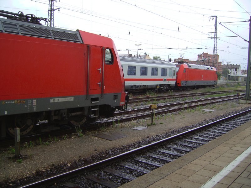Eine 101er mit einem IC und eine BR 146 in Nrnberg am 23.06.2007