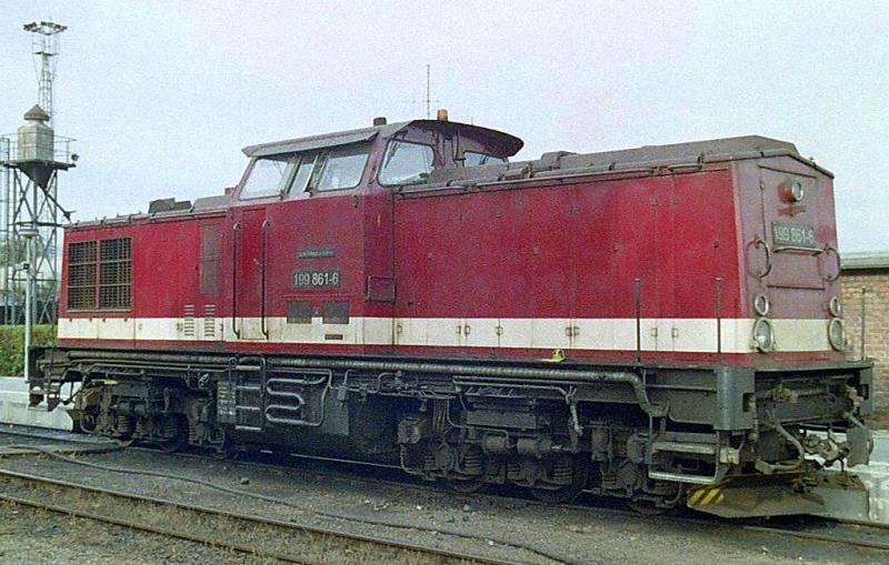 Eine der beiden Harzer- Kamele in Wernigerrode, am 3.Okt.2003
Lok 199 861-6