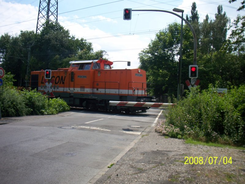 Eine BR 212 am B am Umschpannwerk-Eller