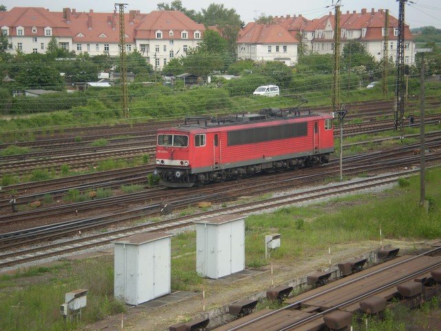 Eine BR155 durchfhrt den Gterbahnhof von Halle/Saale aufgenomen auf der Berliner Brucke am 23.05.2008