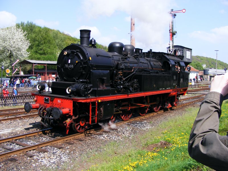 Eine Dampflok der DR-Baureihe 78 im Eisenbahnmuseum Bochum-Dalhausen am 19. April 2009.