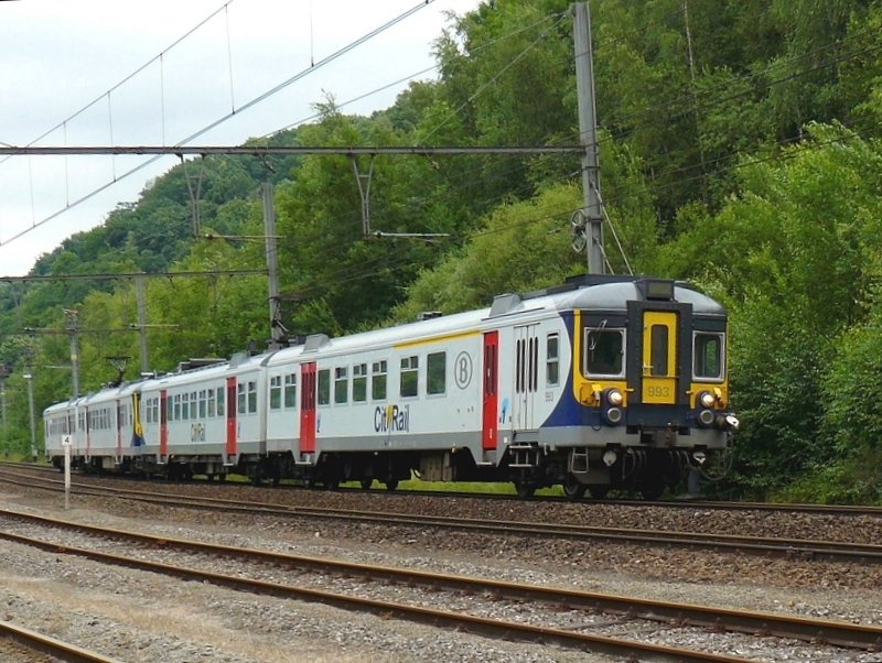 Eine Doppeleinheit City Rail f�hrt als Omnibus 5560 kurz vor dem Bahnhof Rivage in Richtung Jemelle am 28.06.08. (Hans)