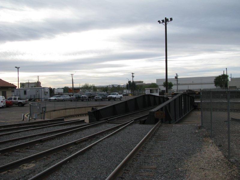Eine Drehscheibe eines Betriebswerkes der BNSF in Phoenix. (5.1.2008)