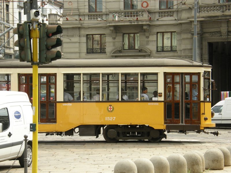 Eine etwas �ltere Strassenbahn =) in Mailand am 05.09.2008.