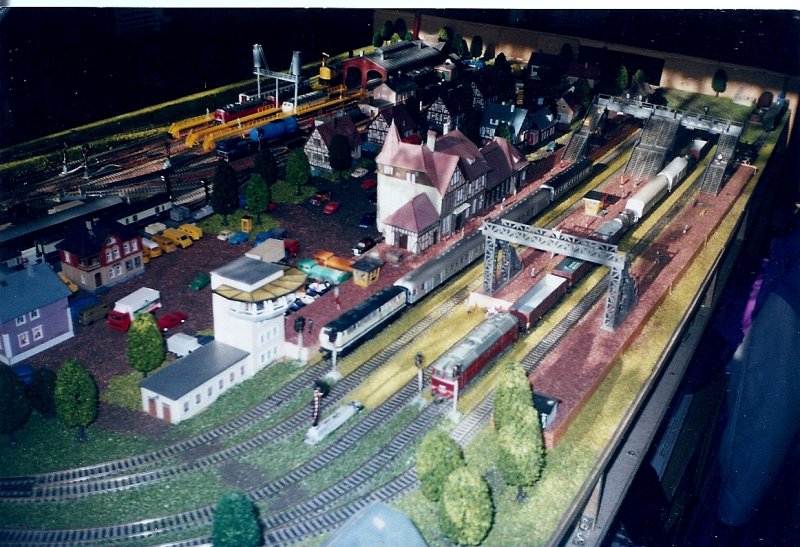 Eine frhre H0-Anlage von mir mute leider nach einem Umzug wieder abgebaut werden.