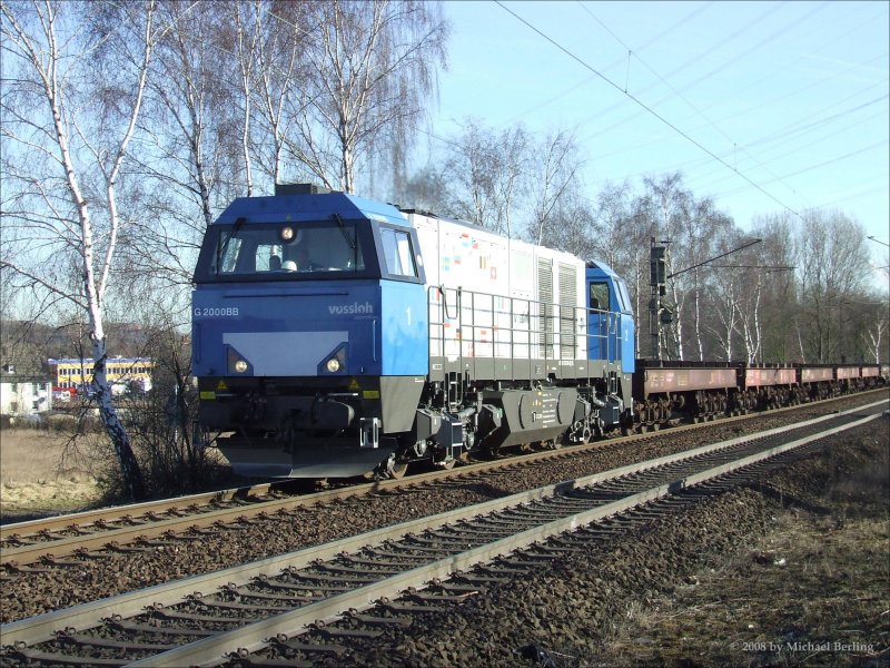 Eine G2000BB fhrt mit einem Leeren Coilzug richtun Gelsenkirchen Bismarck, wei jemand fr wen die Lok fhrt?
8.2.08