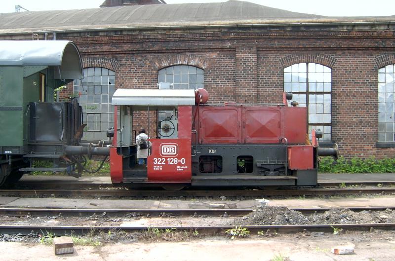 Eine Kf 2 gesehen bei den Eisenbahnfreunden im ehemaligen BW Hanau .