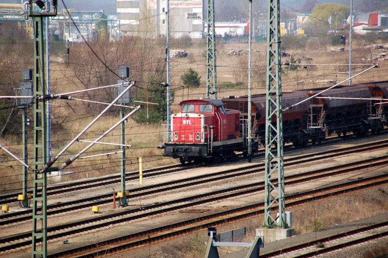 Eine Lok der WFL steht am 07.04.09 in Bitterfeld abgestellt.