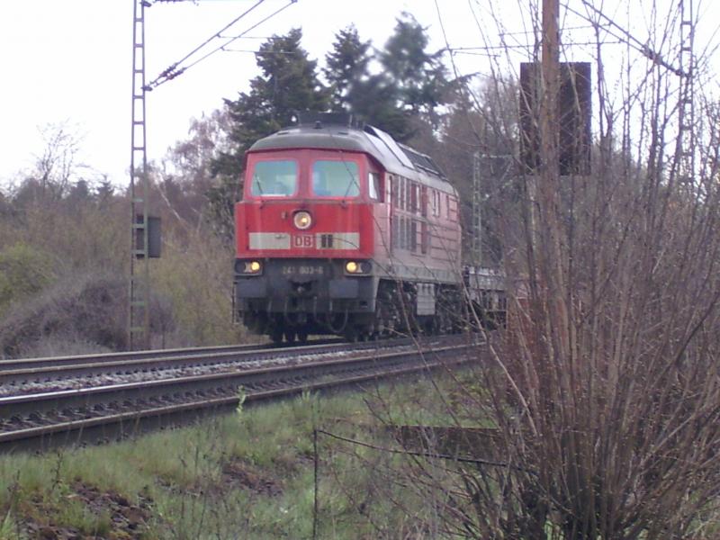 Eine  Ludmilla  auf der Rampe in Richtung Montzen/B.
Eine von fnf aus der BR 232 umgebauten Lokomotiven, die ab Aachen-West als BR 241 eingesetzt werden.