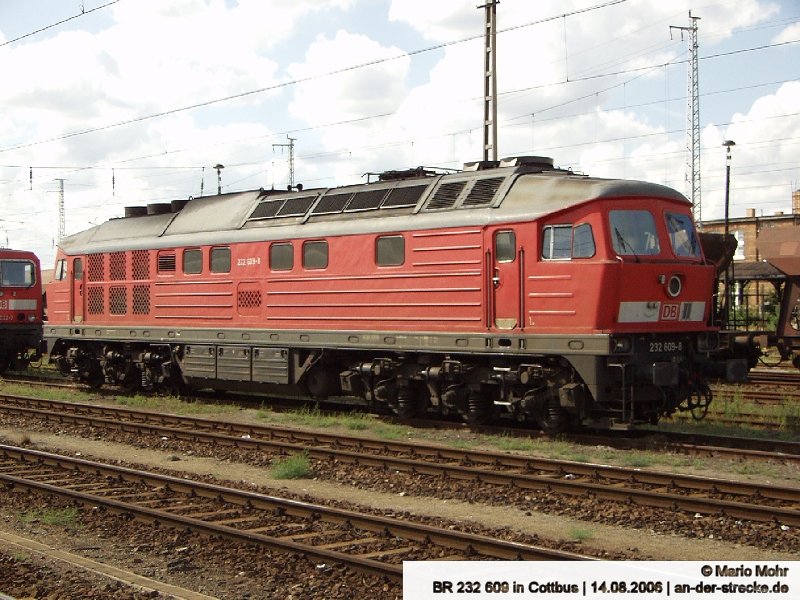 Eine  Ludmilla  BR 232 609 steht in Cottbus auf dem Gelnde des Betriebswerks.