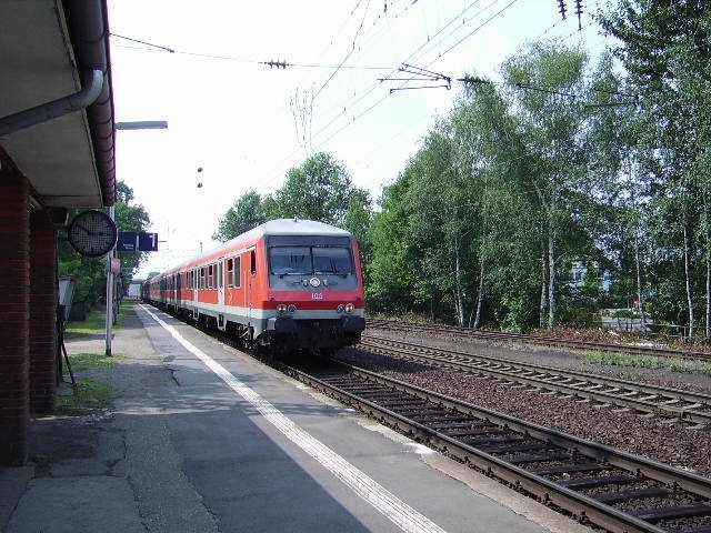 Eine RB 55 in Maintal Ost in Richtung Hanau > Aschaffenburg. 