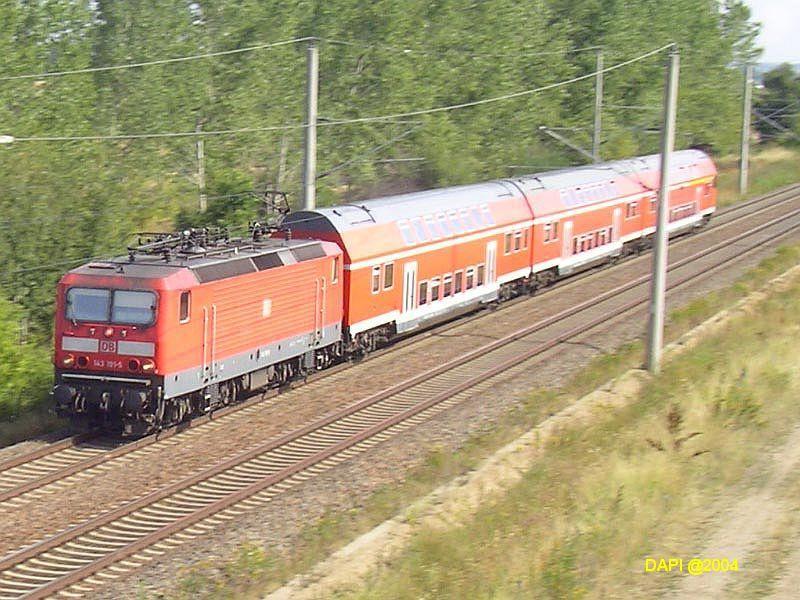Eine RB auf dem Weg von Lutherstadt Wittenberg nach Leipzig Hbf. Der Zug befindet sich hier zwischen Pratau und Bergwitz.