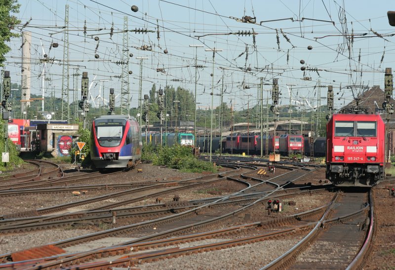 Einen kompletten �berblick �ber ein ziemlich aktives Aachen West, BR 111, 140, 145, 155, 185, Talent und belgische BR 186 ist Alles dabei, aufgenommen am 23.05.2009