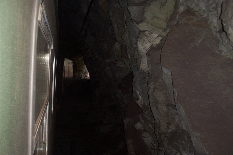 Einer der zahlreichen Tunnel der Flam-Bahn