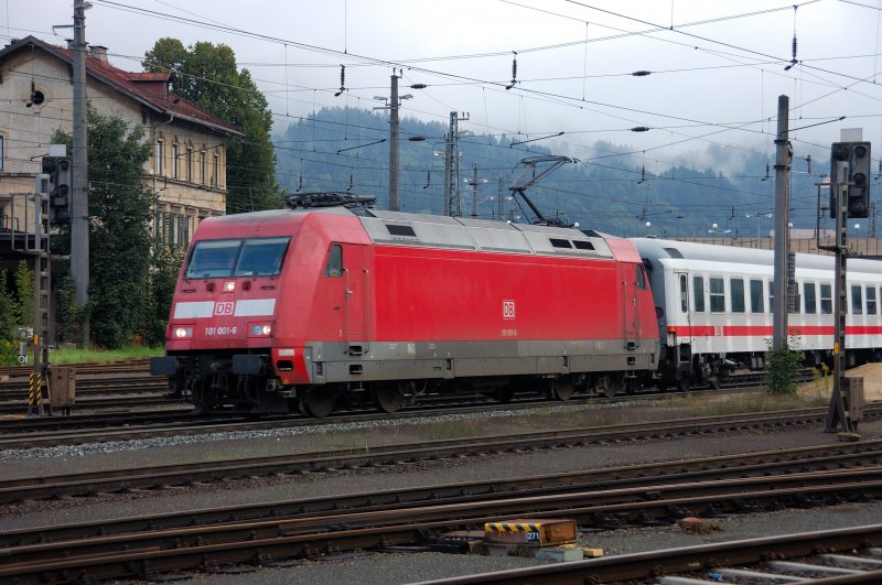 Eines der letzten Bilder der 101 0016, (der ersten 101), im roten