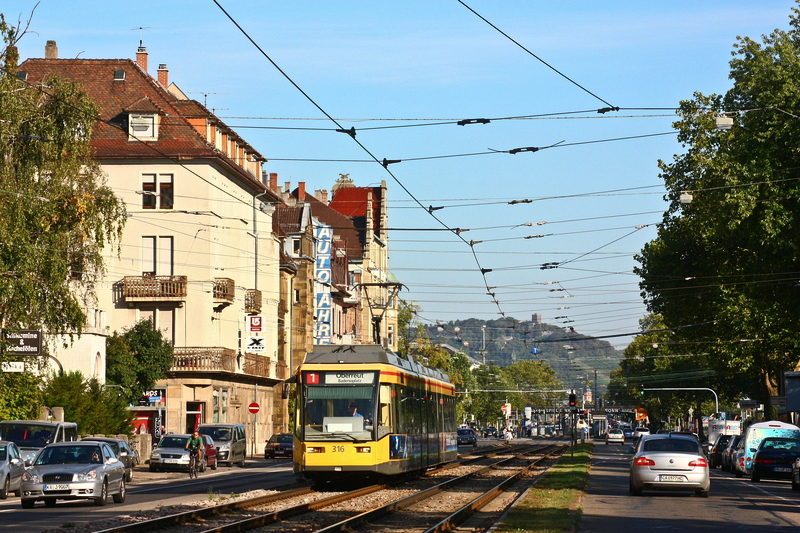 Eines der schnsten Motive Karlsruhes gibt es zwischen Tullastrae und Gottesauerplatz umzusetzen.