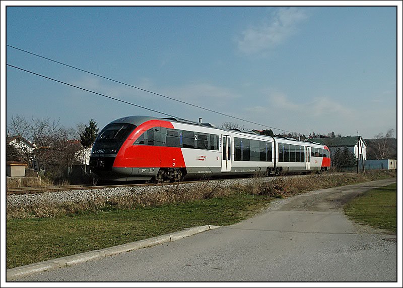 Eines unserer Transportmittel am 10.3.2007. 5022 012 als R 7815 auf dem Weg nach Wiener Neustadt bei der Einfahrt in Winden. Dieser Zug brachte uns von Winden nach Wulkaprodersdorf, von wo es zu Fu� weiter ging.