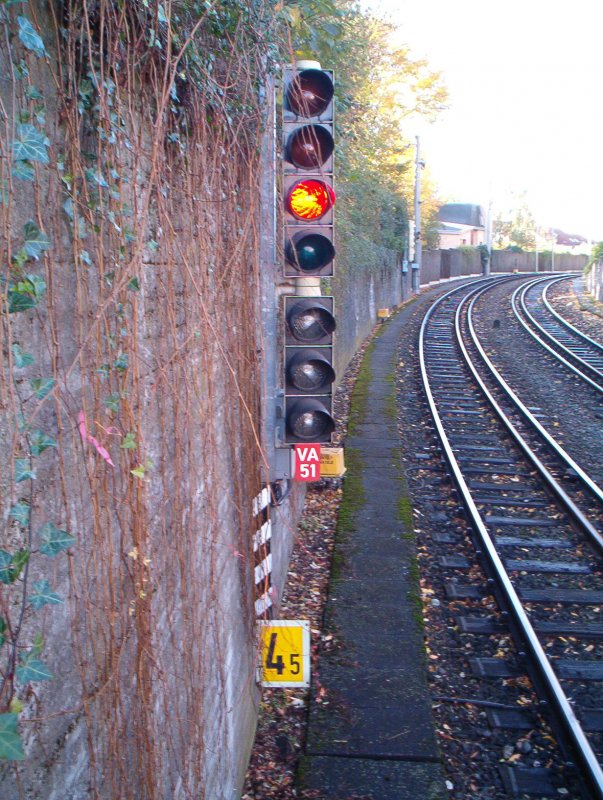 Eines der vier Signale vom Bahnhof Vaihinger Strae.