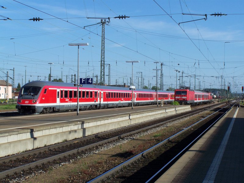 Einfahrt des Mnchen-Nrnberg Express im Bahnhof Ingolstadt. Aufgenommen am 20.05.07.