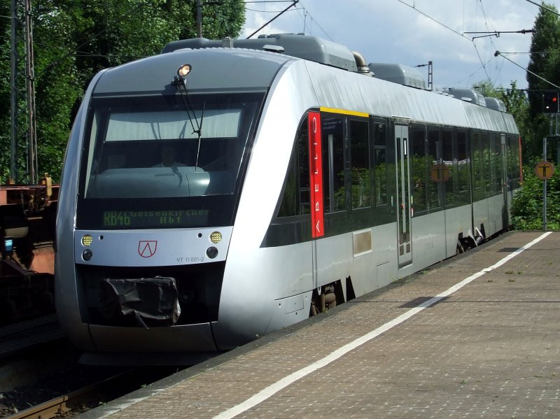 Einfahrt eines Abellio Rail VT 648 Lint in Bochum-Hamme am 19.06.2009.